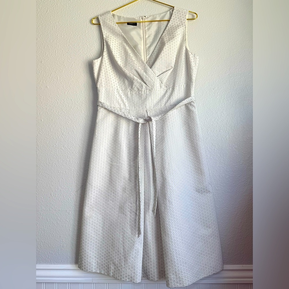 Talbots Fit And Flare Sleeveless Dress Sz S Textured Pleated Front Belted Preppy
